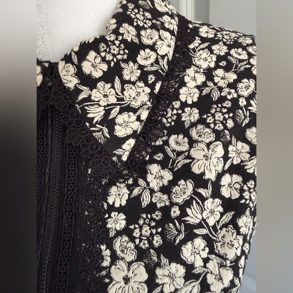 Alice + Olivia Ellis Dress - Picture 8 of 9